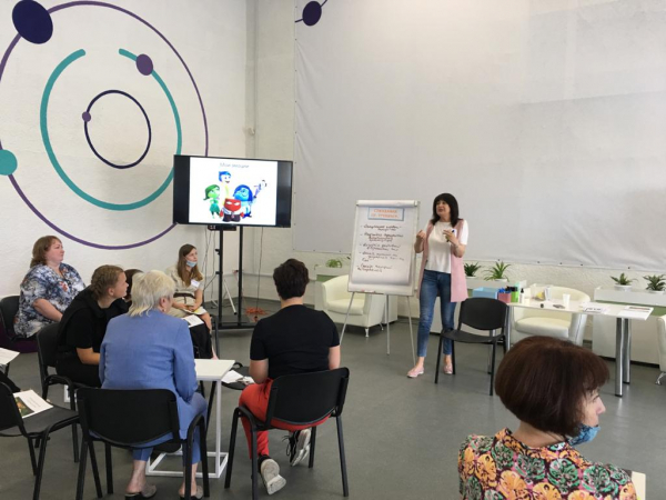 В Кургане прошла интерактивная лекция для лидеров НКО «Управление стрессом»