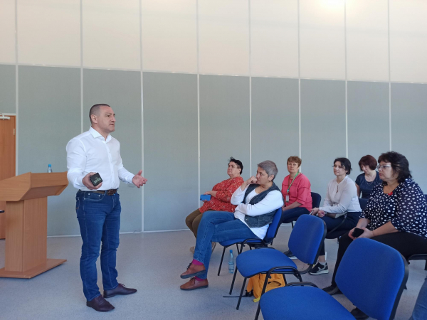 Руководитель Регионального ресурсного центра для СОНКО Курганской области приняла участие в информационной встрече с Депутатом Государственной Думы